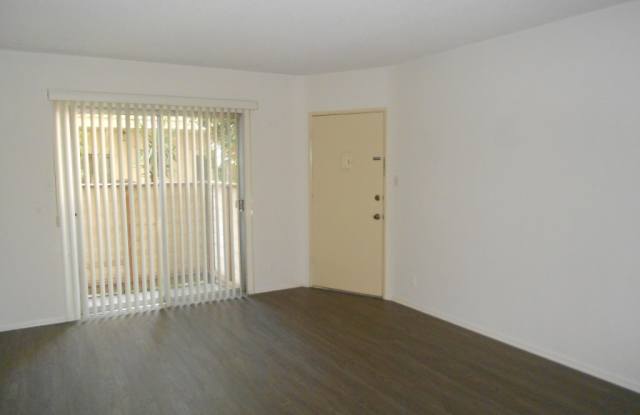 1523 Corinth Ave photos photos