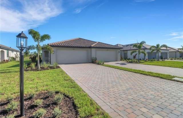 19708 Hinkley Dr Gallery 2