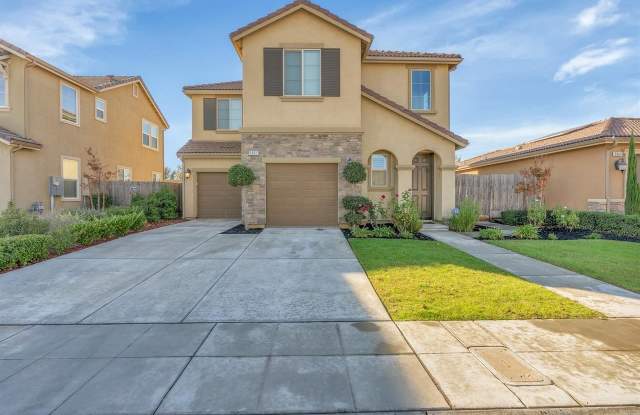 5861 W Parr Ave photos photos