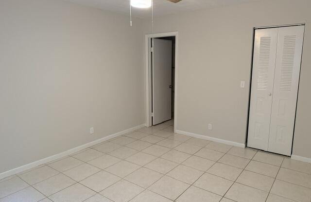 22064 PALMS Way Gallery 3