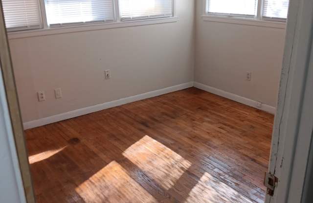 1924 W Spruce Ave Gallery 3
