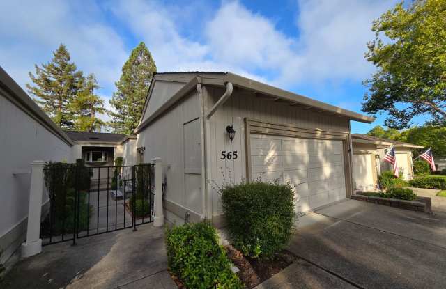 Spacious 3 bedroom 2 bath townhome for rent in Crow Canyon Country Club photos photos