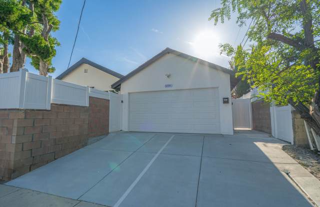 Stunning 3-Bedroom Single-Story ADU in Granada Hills! photos photos Stunning 3-Bedroom Single-Story ADU in Granada Hills! photos photos