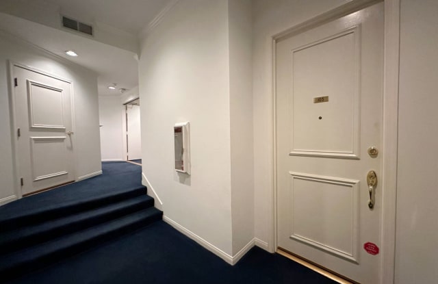 4334 Colbath Ave. #103 - 4334 Colbath Avenue, Los Angeles, CA 91423
