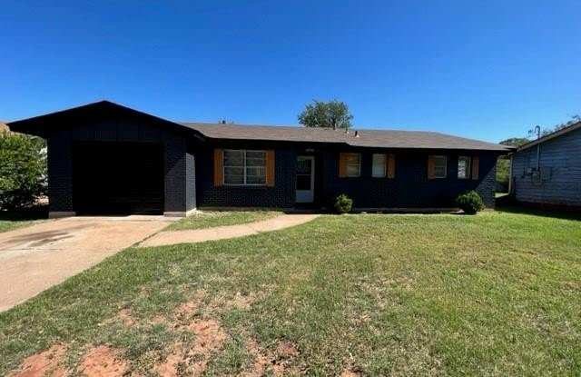 2333 Marsalis Drive - 2333 Marsalis Drive, Abilene, TX 79603 2333 Marsalis Drive - 2333 Marsalis Drive, Abilene, TX 79603