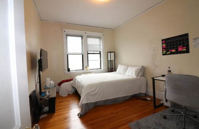 122 Babcock St. photos photos