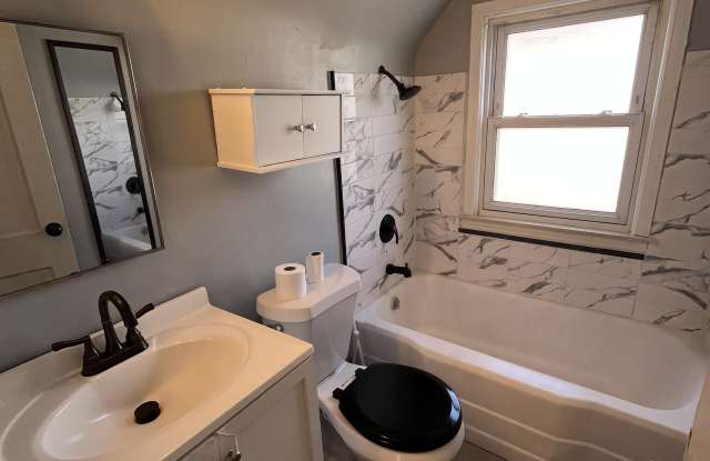 17157 Mackay Street - 2 photos photos 17157 Mackay Street - 2 photos photos