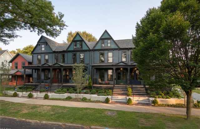 4203 Clinton Ave - 4203 Clinton Avenue, Cleveland, OH 44113