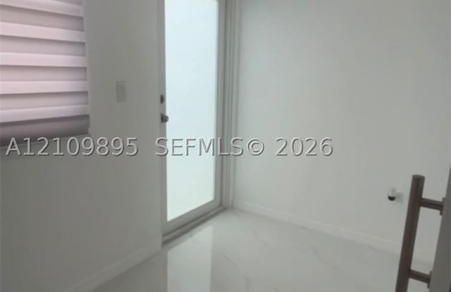 19360 SW 114th Pl Gallery 4