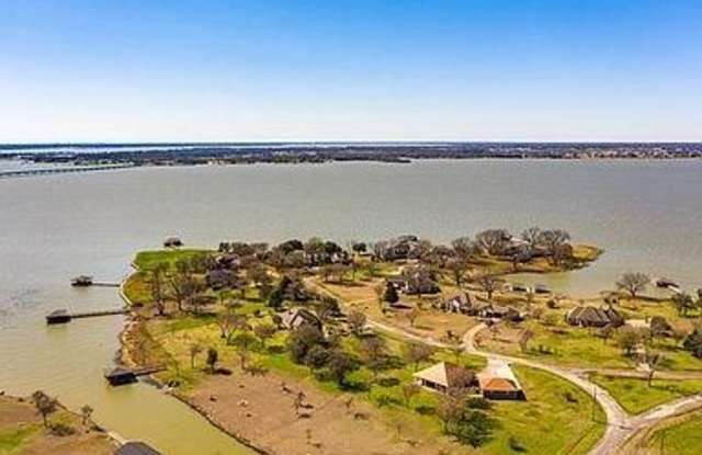 401 Pecan Point Drive Gallery 2