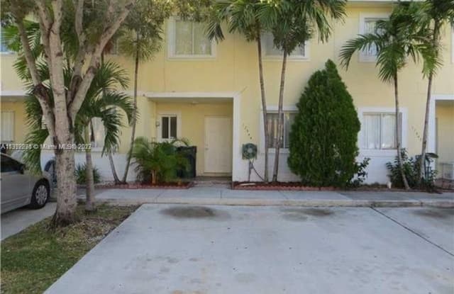 17544 SW 140th Ct - 17544 Southwest 140th Court, Richmond West, FL 33177