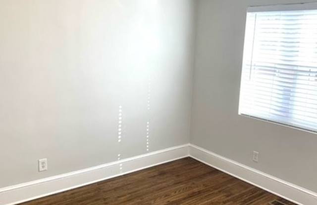 1422 Nassau Boulevard Gallery 3