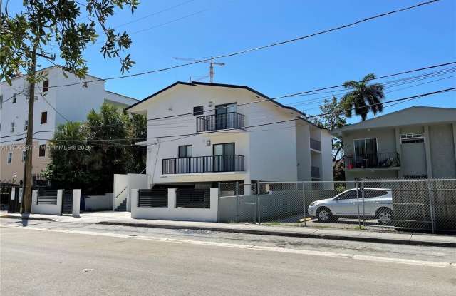 420 SW 2nd St photos photos