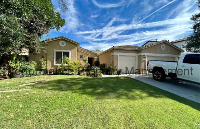Stunning 4 Bed/3 Bath NW Bakersfield Home w/ Pool, RBP  Security Deposit Alternative Option photos photos