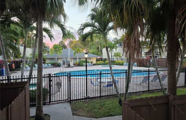 8307 SW 142nd Ave photos photos