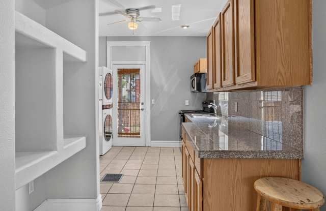 Beautiful Denver Townhome Gallery 4