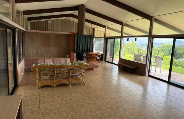 3 Bedroom 2 Bath Single Family Home with Pool Gallery 4