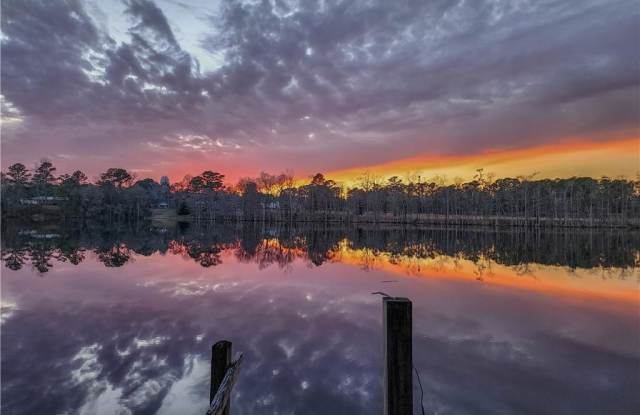 5421 Thompson Circle Gallery 2