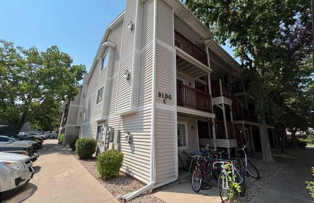 Prime Location - 2 Bed Condo Near CSU + August Rent Free Gallery 3