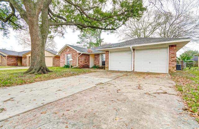 1213 E Rutgers Ln - 1213 East Rutgers Lane, Deer Park, TX 77536