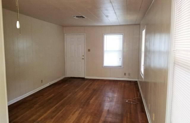 433 KASHMUIR PL Gallery 2