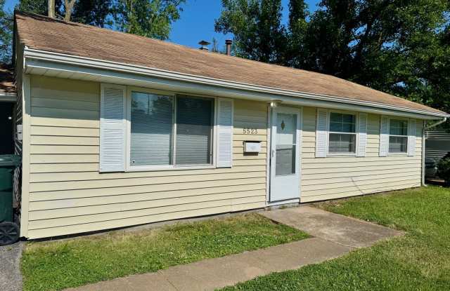5523 Holborn Dr St. Louis, MO 63121 photos photos