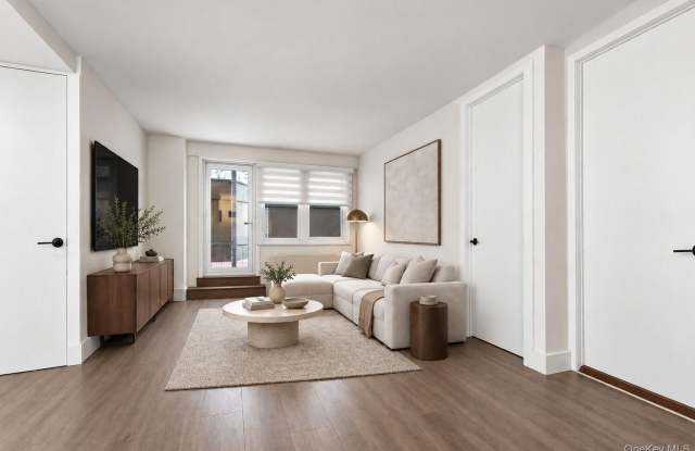 77 E 12TH Street Gallery 1