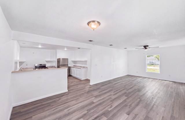 146 DARSON MARIE DR Gallery 4