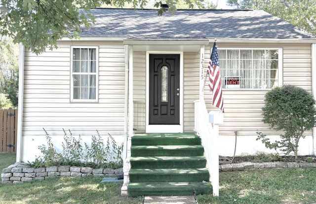 12315 MIDDLE ROAD photos photos
