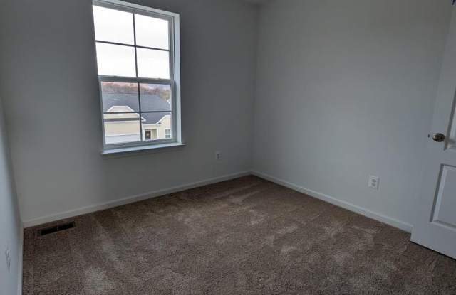 241 HILLSDALE PLACE Gallery 3