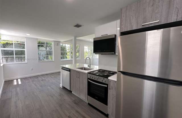 1570 Euclid Ave photos photos