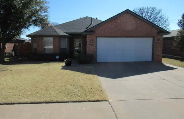 Beautiful clean home! Available April 10th, 2026!! photos photos
