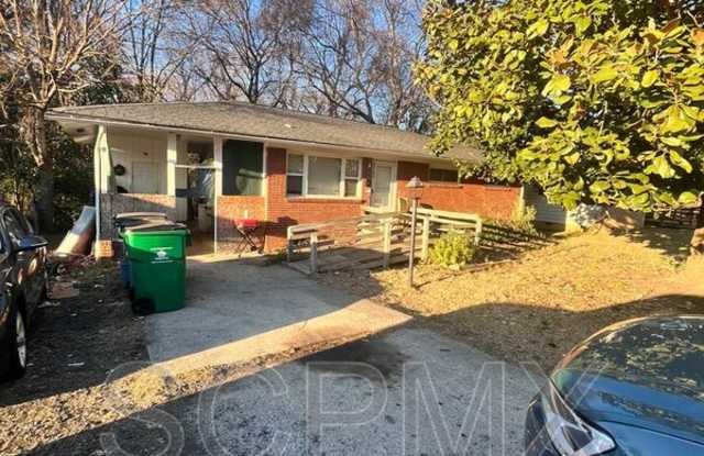 3151 Burbank Dr - 3151 Burbank Drive, Charlotte, NC 28216