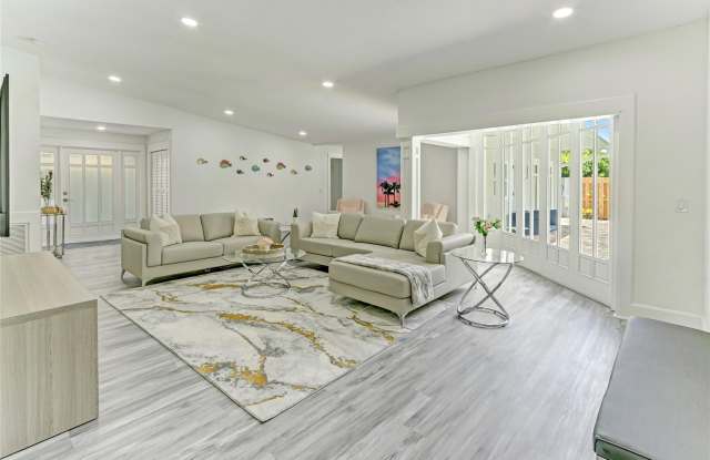 16643 Redwood Way Gallery 3