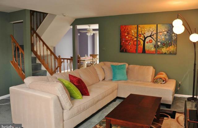 6576 OVERLEIGH LN Gallery 4