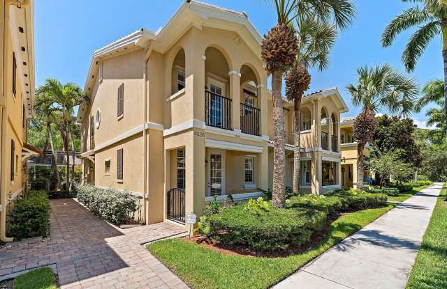 4526 Illicium Drive Gallery 2