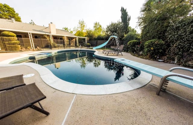 10037 N Rubio Avenue, North Hills, CA 91343 - 10037 Rubio Ave, Los Angeles, CA 91343