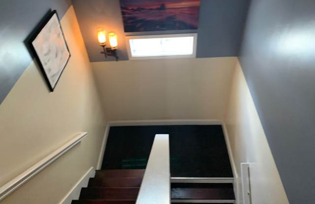889 Beckwith St Sw Gallery 2