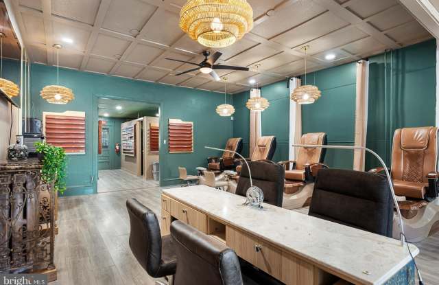413 N HADDON Avenue Gallery 4