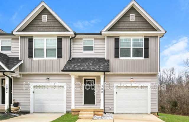 300 Beaumont Cir photos photos