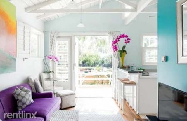 445 Carroll Canal Ct - 445 Carroll Canal Court, Los Angeles, CA 90291