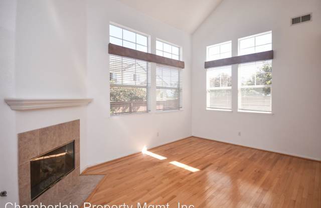2959 Cliff Circle Gallery 3