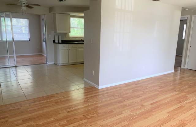 4305 Crestfield Ave. Gallery 4