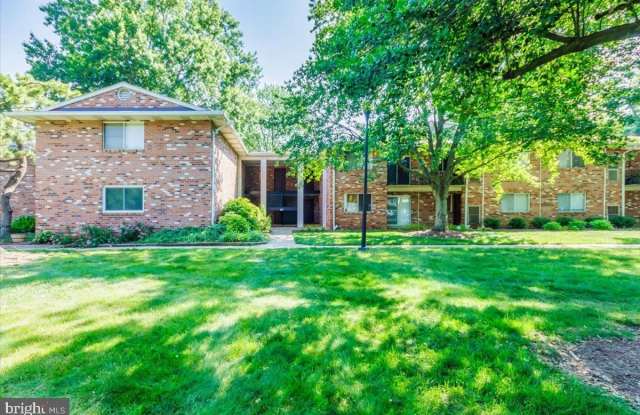 211 VICTOR PARKWAY photos photos