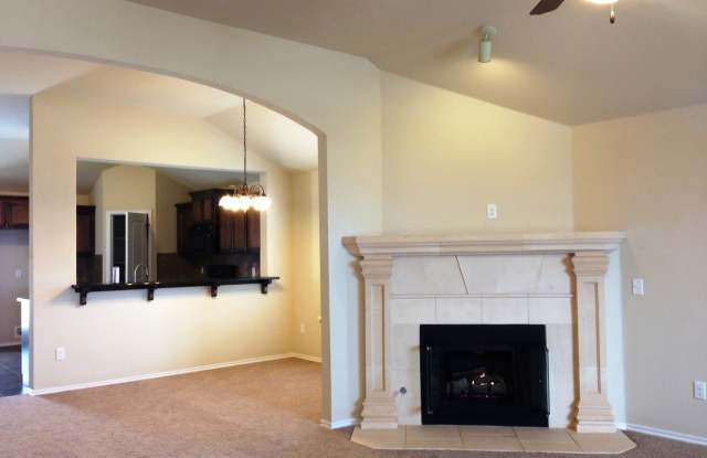 3 Bedroom home in Deer Creek ISD - Montague/Sonador Addition - Community Pool photos photos