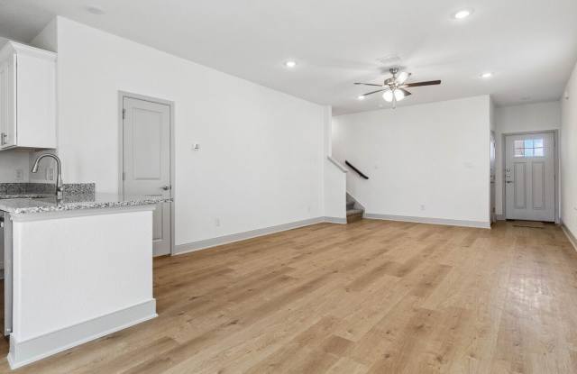 10203 TULIPWOOD RUN Gallery 3