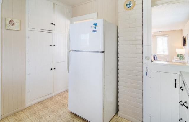 2814 West Oceanfront Gallery 3