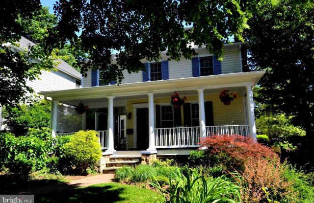 3503 SHEPHERD ST - 3503 Shepherd Street, Martin's Additions, MD 20815