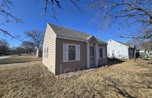158 South Roosevelt Road photos photos