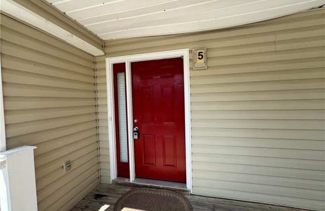 300 Bubble Creek Court Gallery 2
